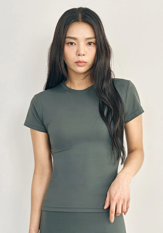 ADEVA オールデイ ショートスリーブ (Olive Khaki)